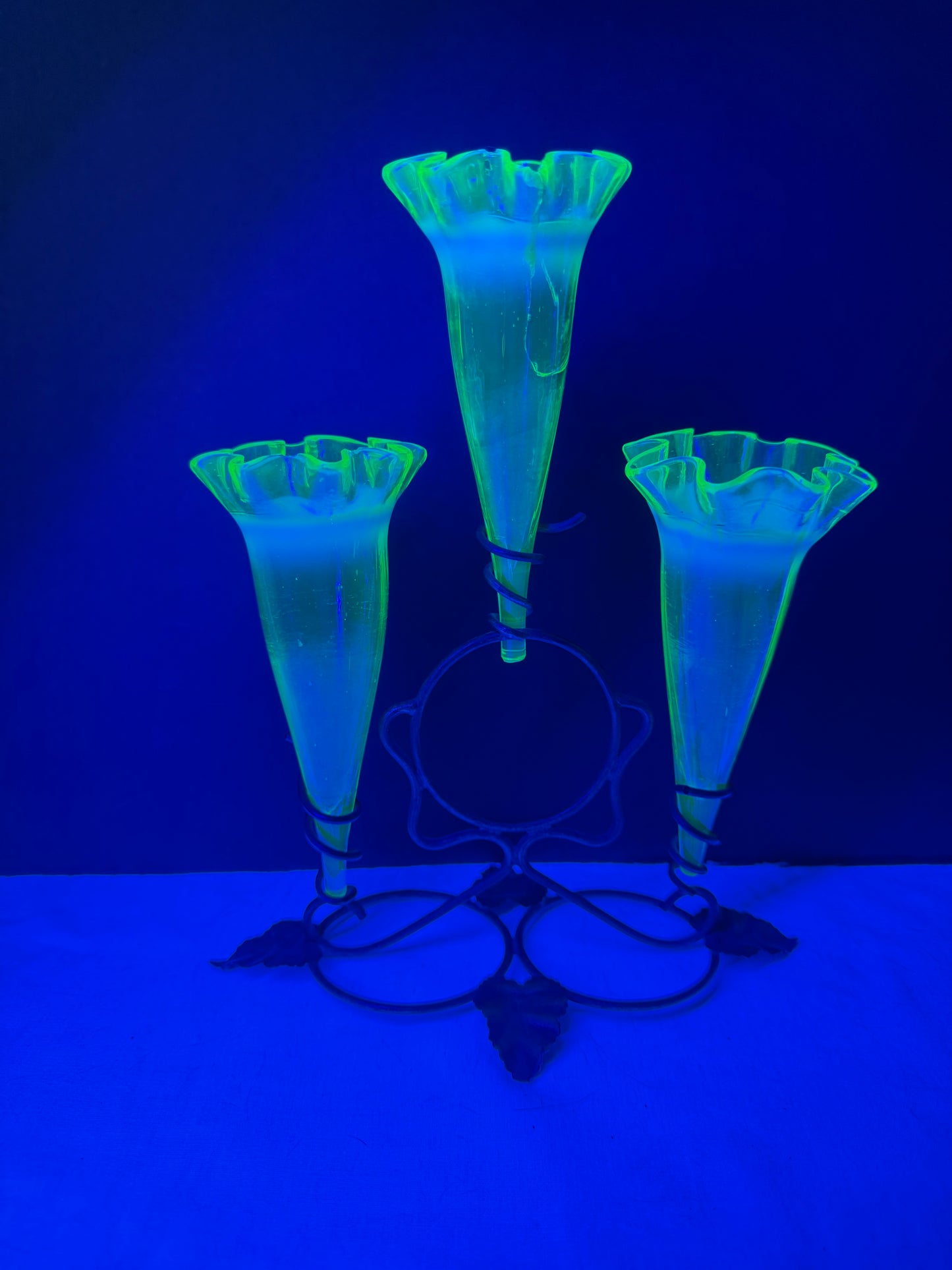 Victorian Uranium Glass Epergne with Three Flutes, c. 1890–1910