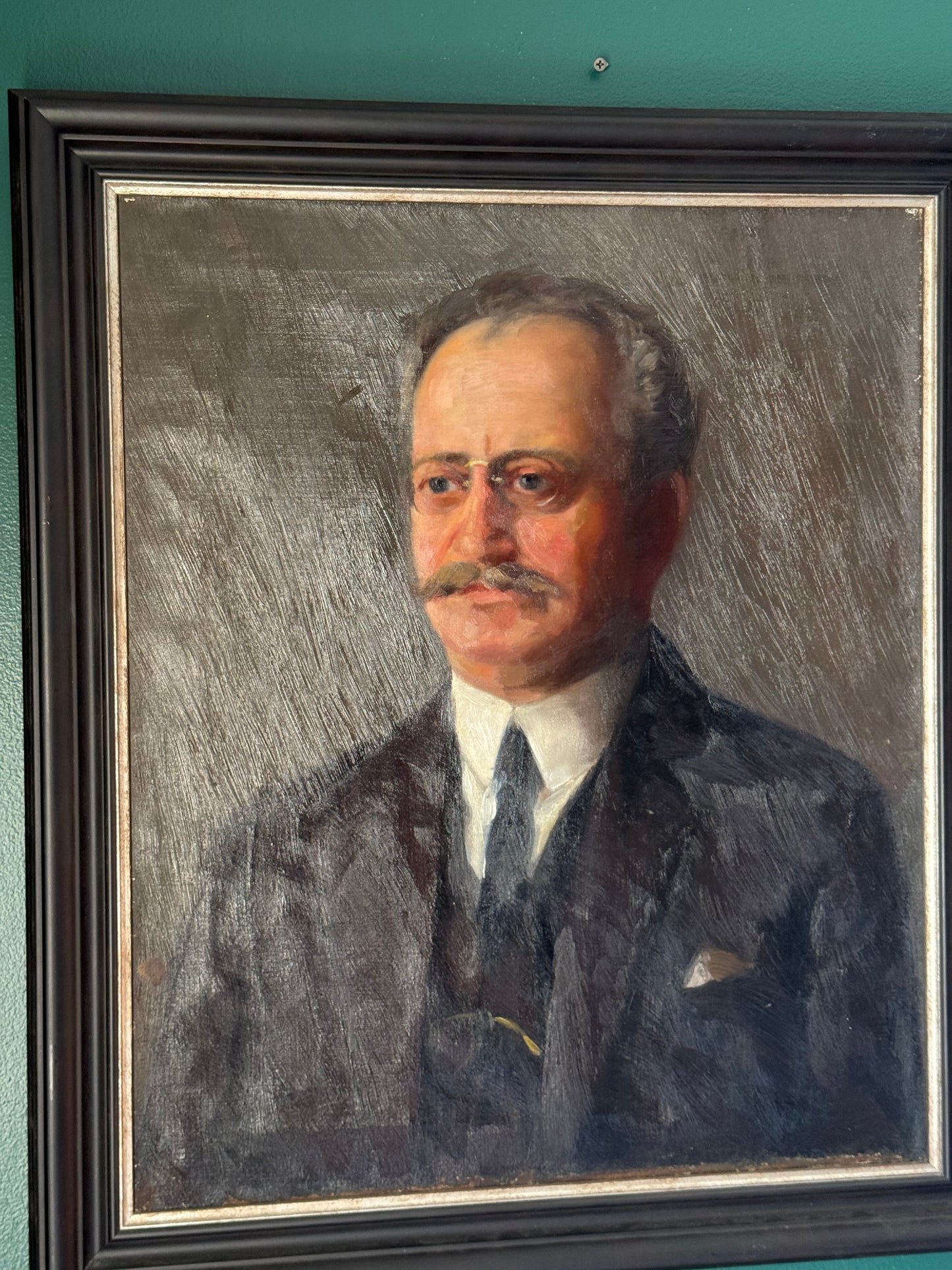 Antique American Portrait of a Gentleman, Signed “Hearn” and Dated 1923