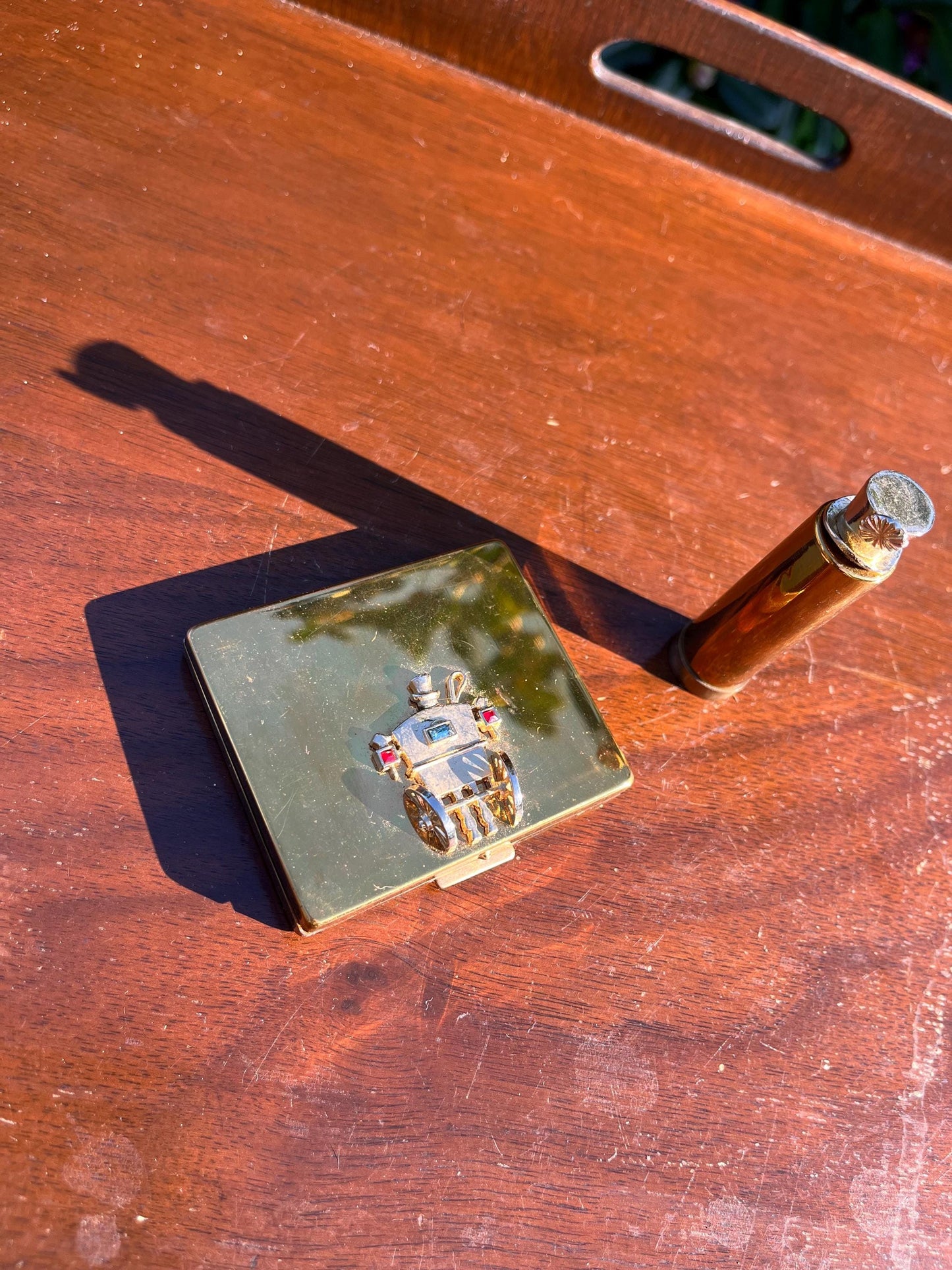 Vintage Horse Carriage Compact with Lipstick Tube, Flato Compact, Retro Makeup Case, Vanity Collectible, Gift for Her