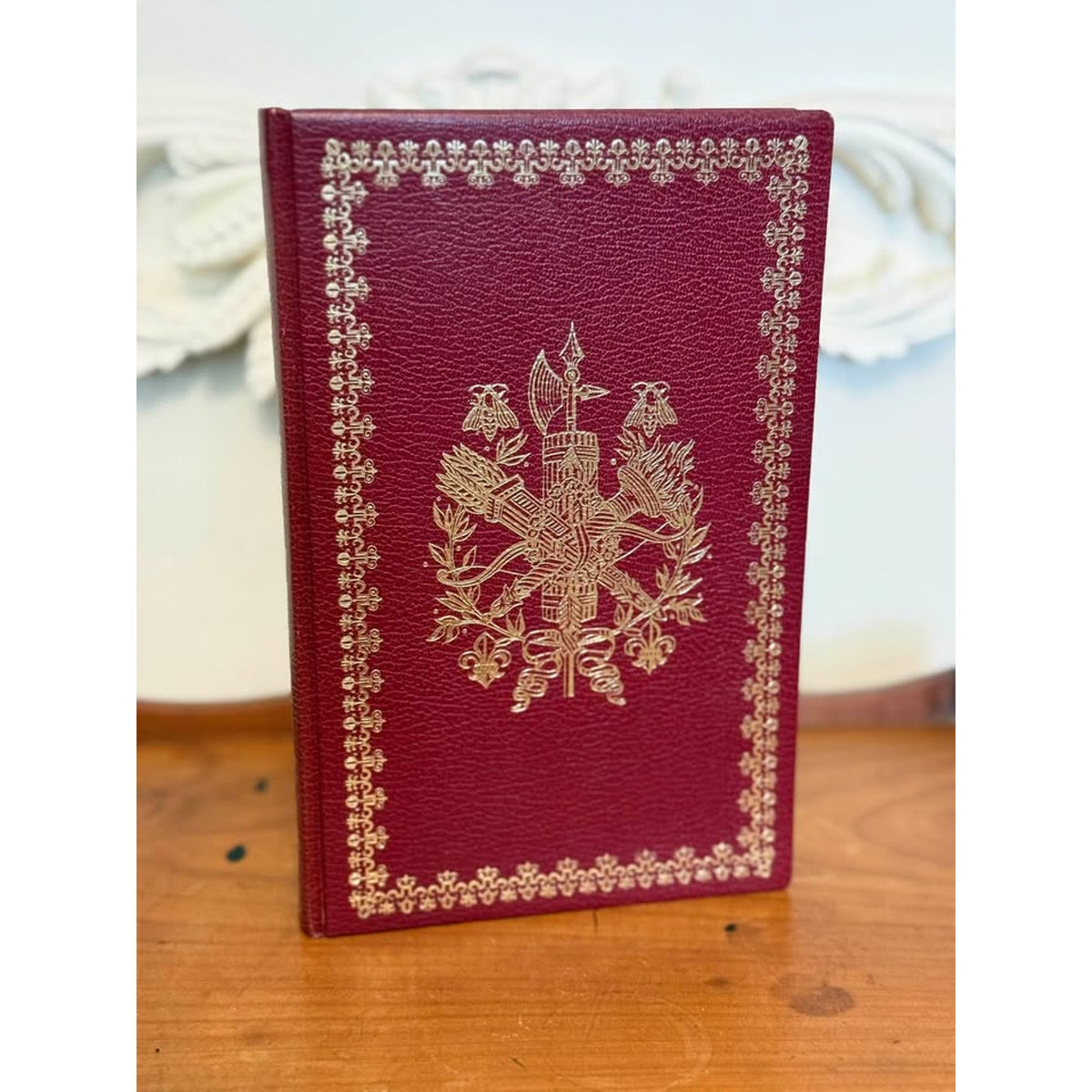 Vintage 1971 Les Lanciers de Jerez Joseph Peyré French Gilt Illustrated Book