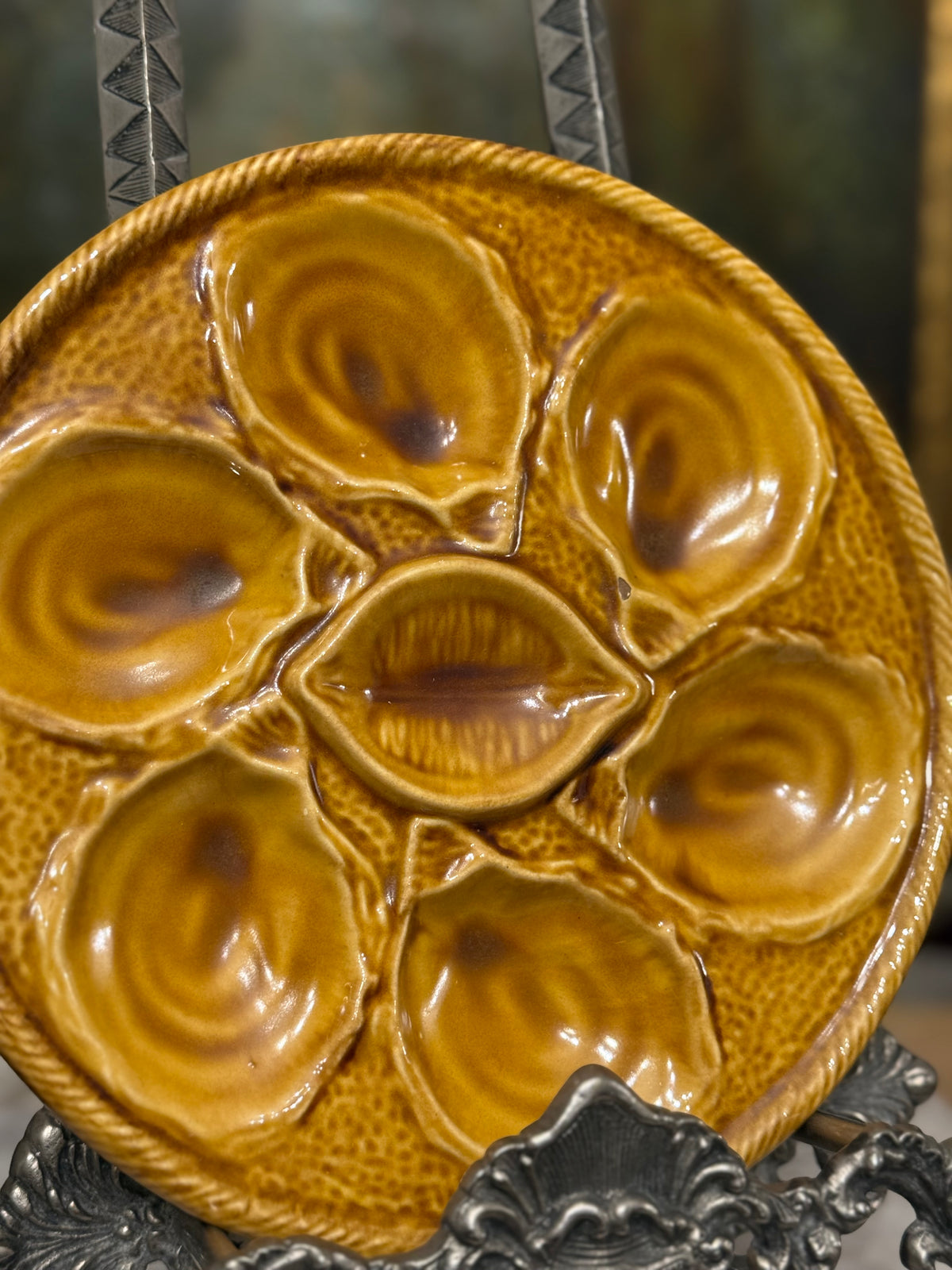 Vintage French Saint-Clément Majolica Oyster Plate in Mustard Glaze, 10”