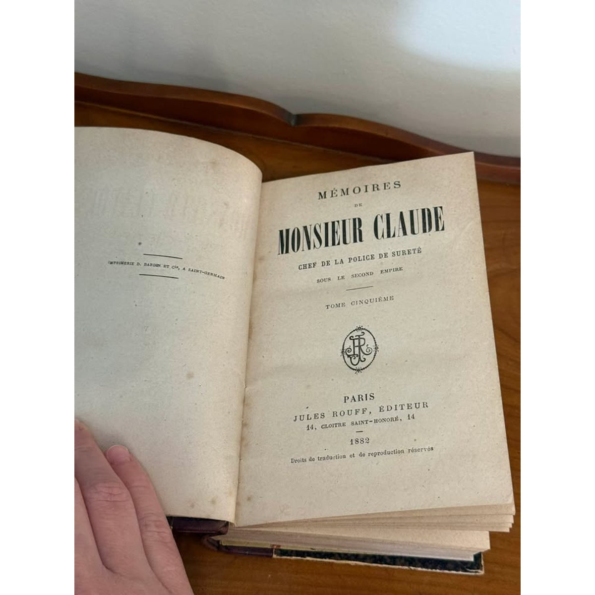 1882 Mémoires de Monsieur Claude French Police Crime Book Leather Bound Vol V