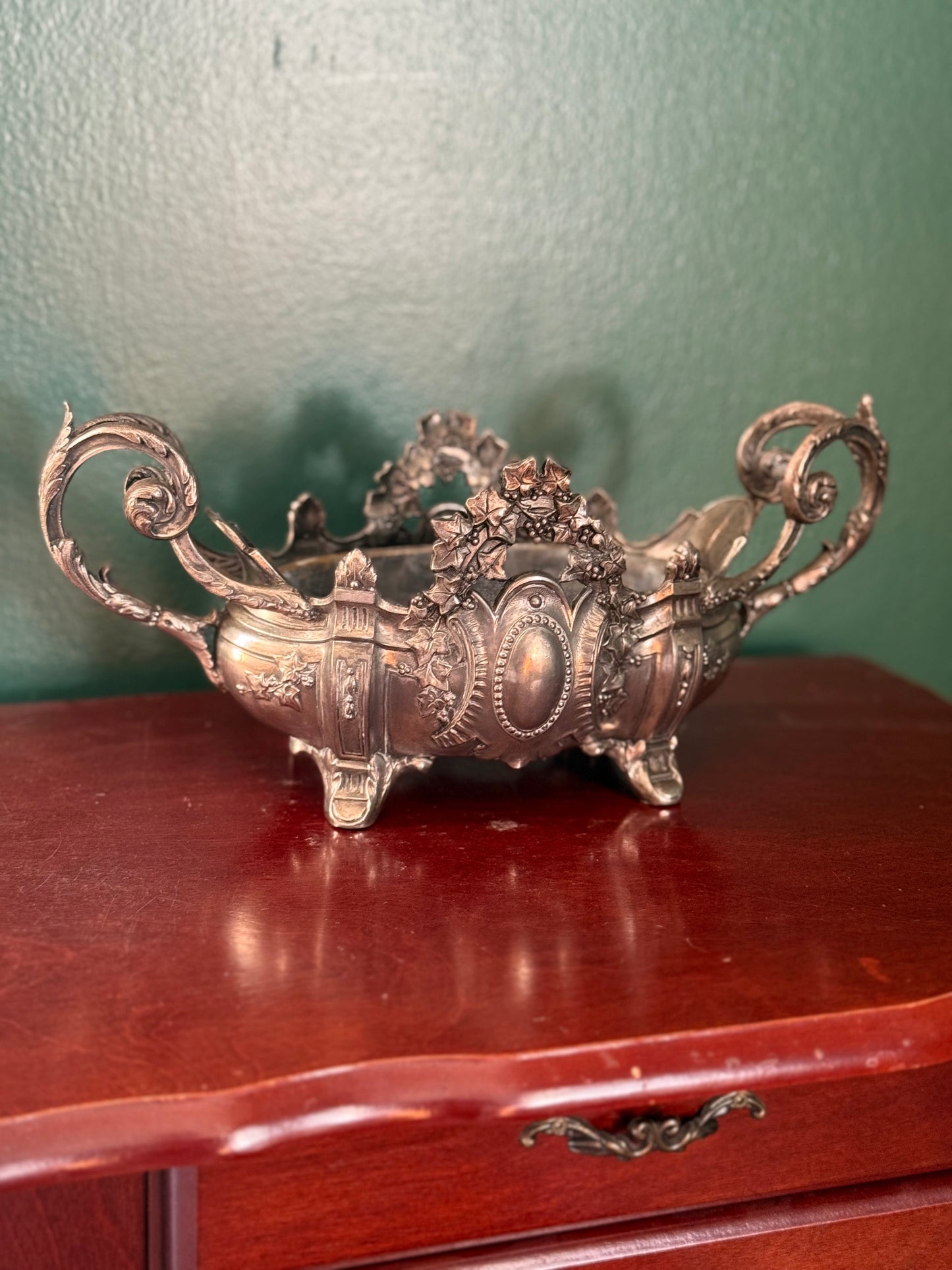 Antique French Art Nouveau Jardinière, Spelter with Ivy Decoration, c. 1895–1910