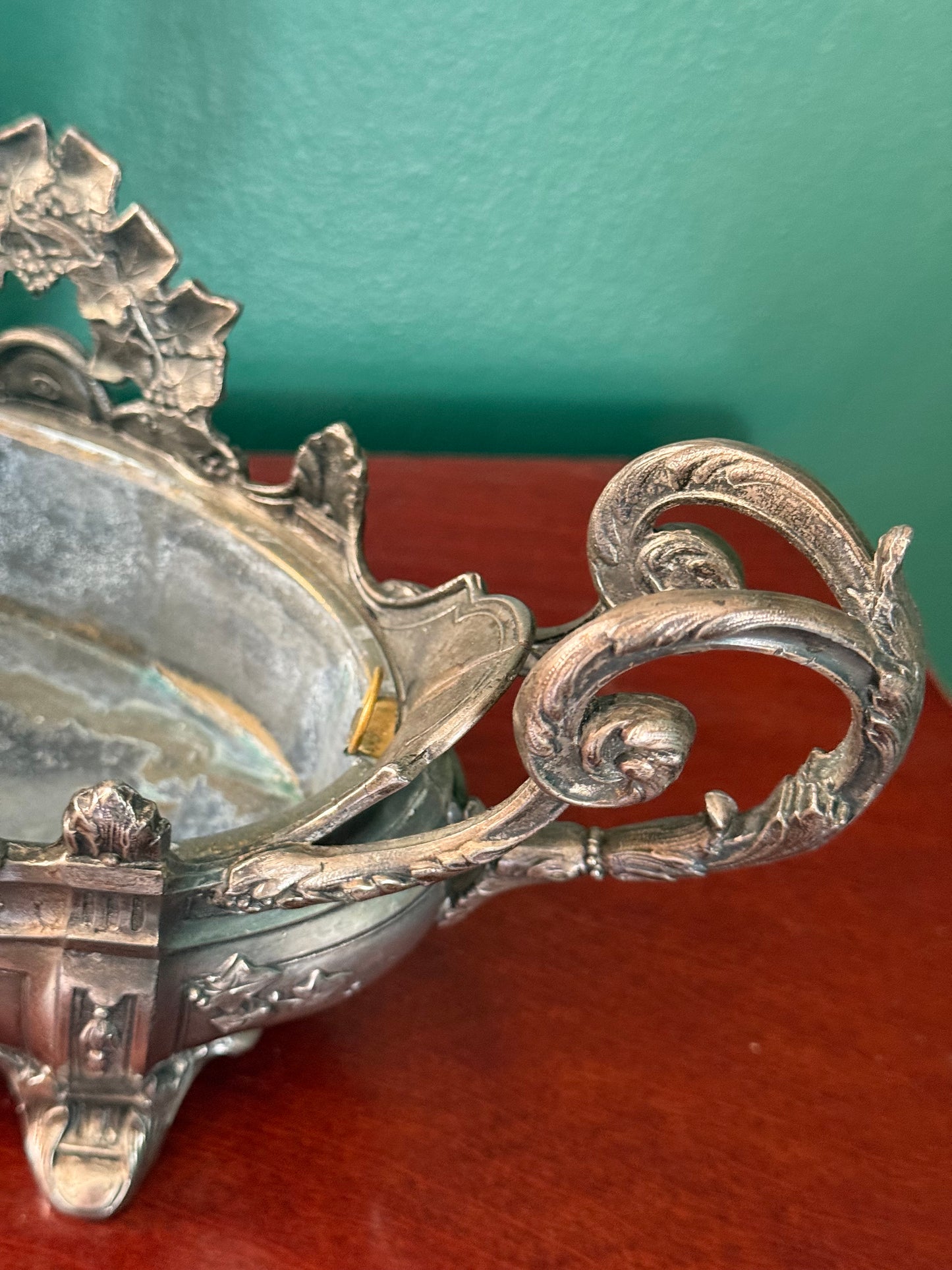 Antique French Art Nouveau Jardinière, Spelter with Ivy Decoration, c. 1895–1910