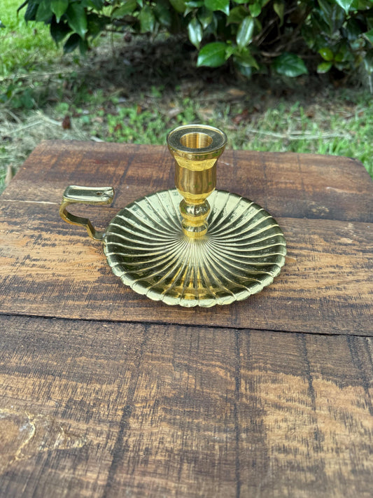 Vintage Brass Chamberstick Taper Candle Holder | Fluted Base Finger Loop Candlestick | Classic Colonial Style