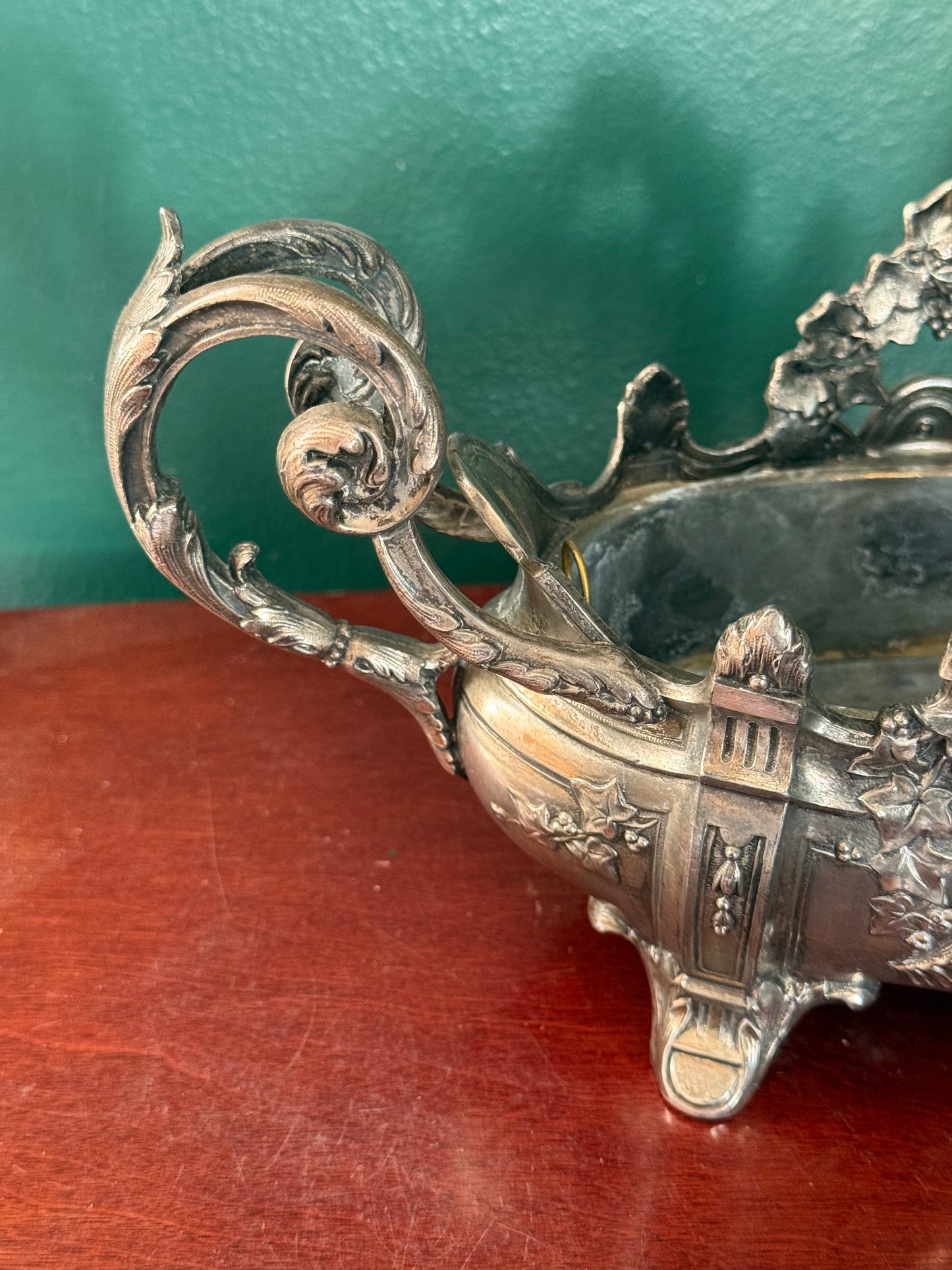 Antique French Art Nouveau Jardinière, Spelter with Ivy Decoration, c. 1895–1910