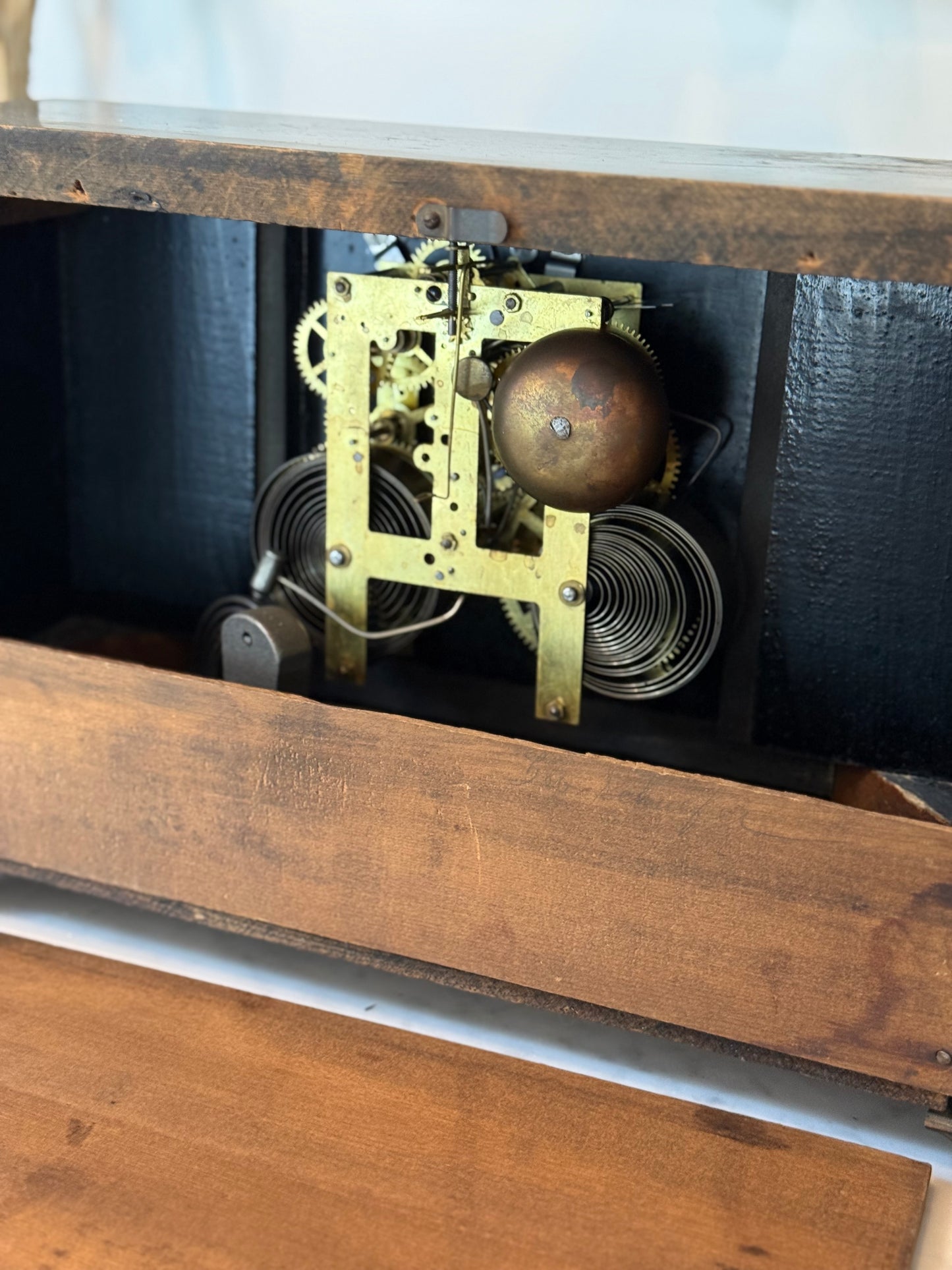 Early 20th Century Classical Revival Mantel Clock with Architectural Case