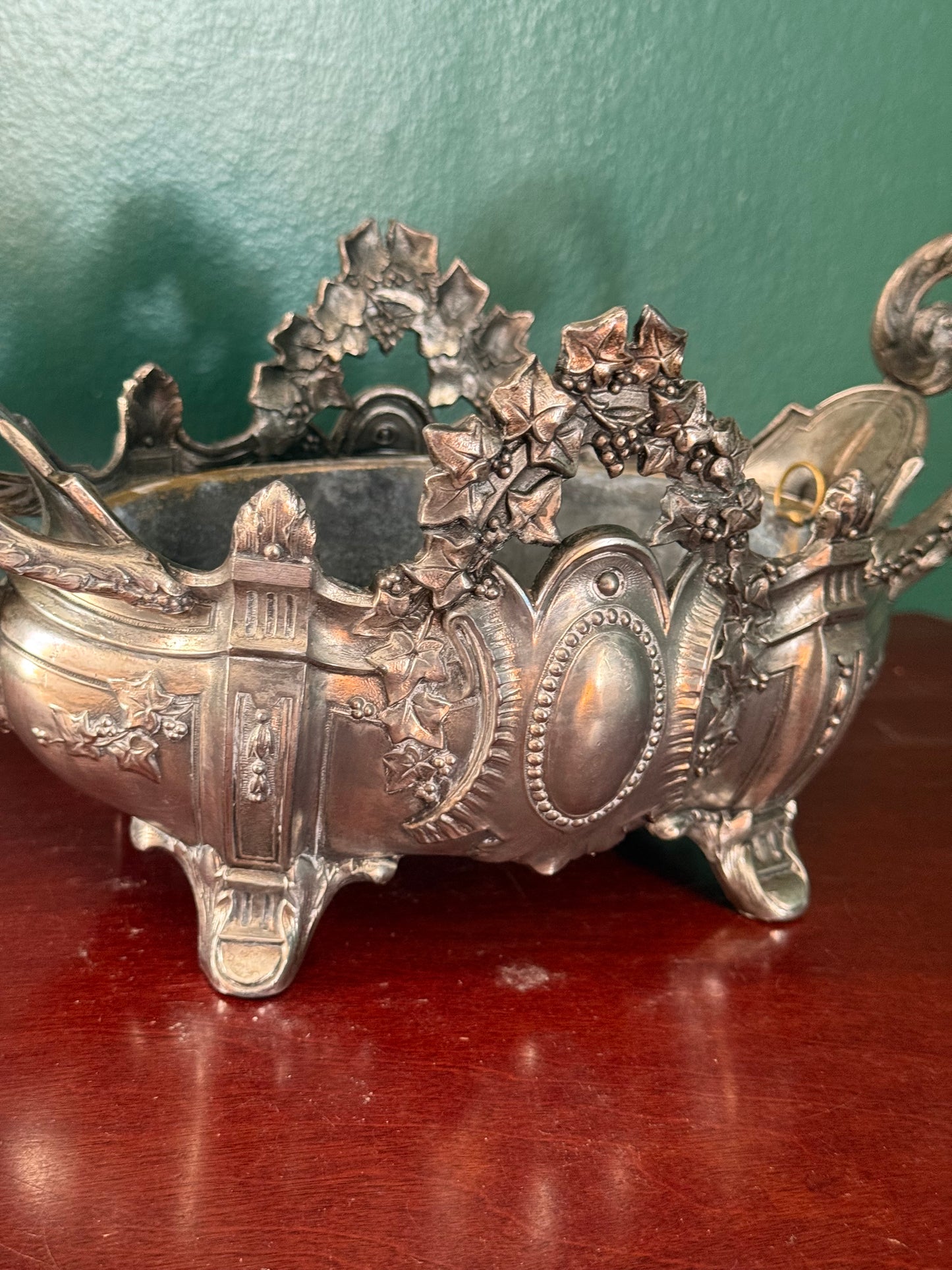 Antique French Art Nouveau Jardinière, Spelter with Ivy Decoration, c. 1895–1910
