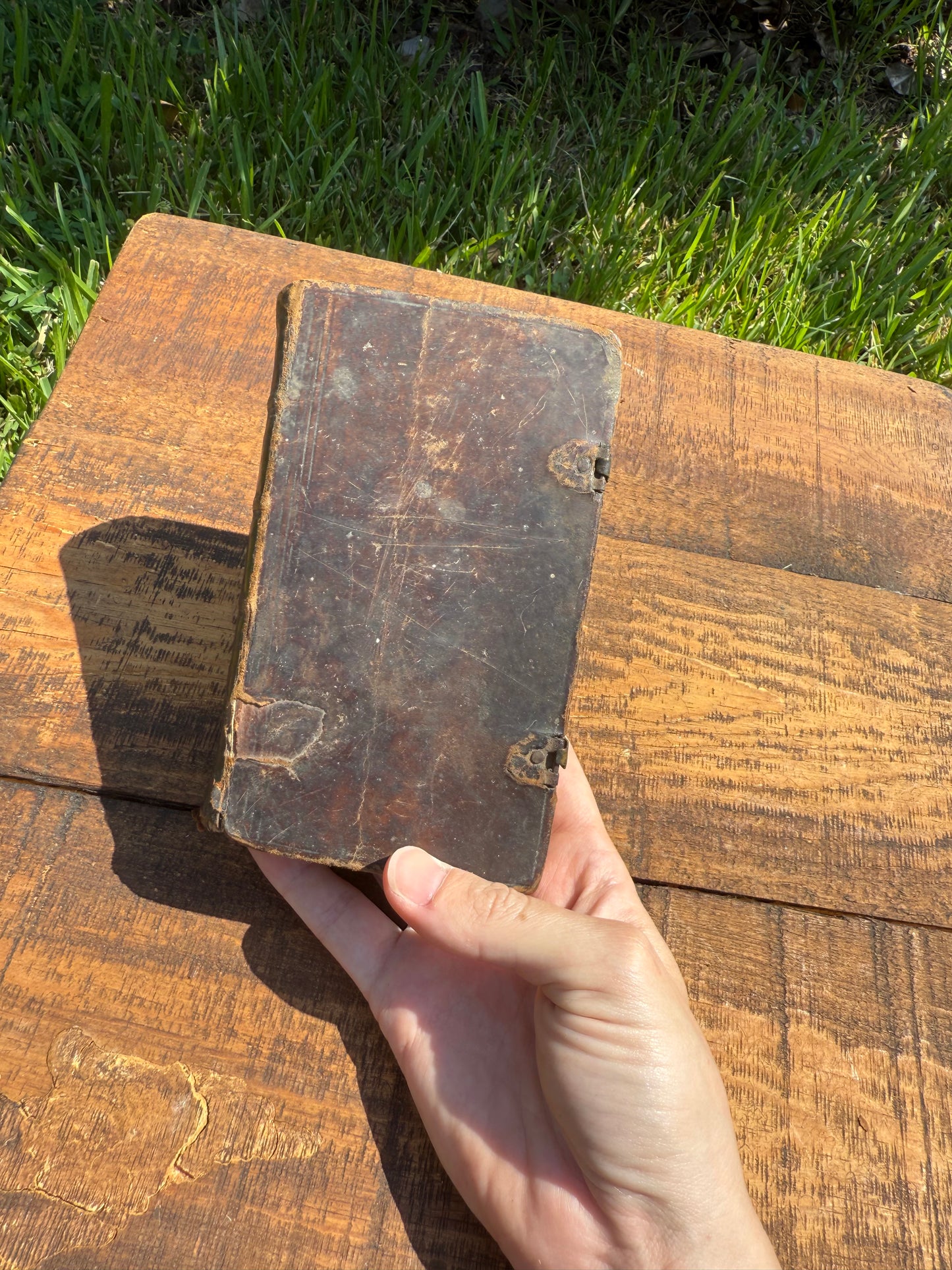 1783 German Leather-Bound Hymnal — Lutheran Psalms & Hymns with Clasps