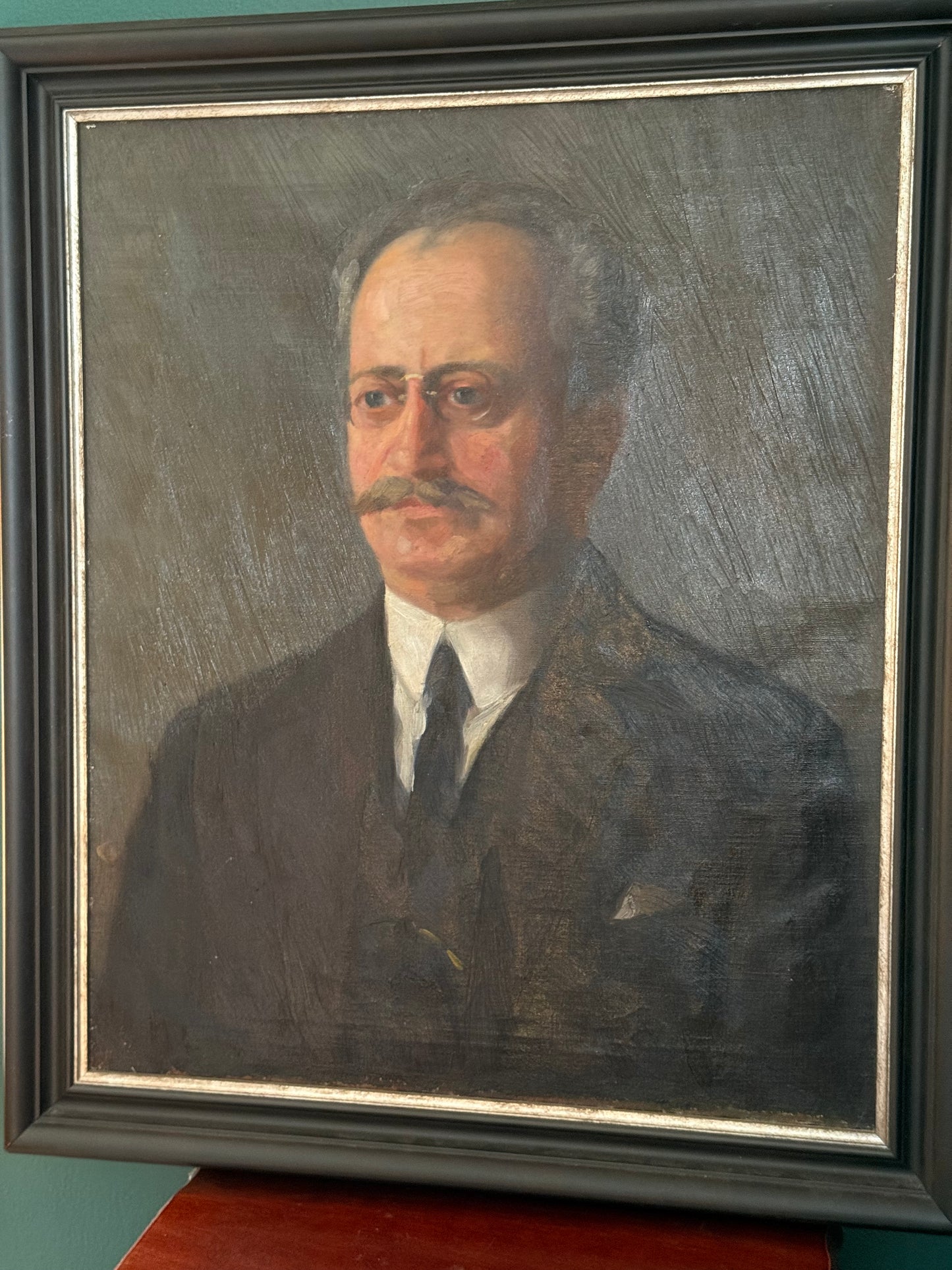Antique American Portrait of a Gentleman, Signed “Hearn” and Dated 1923