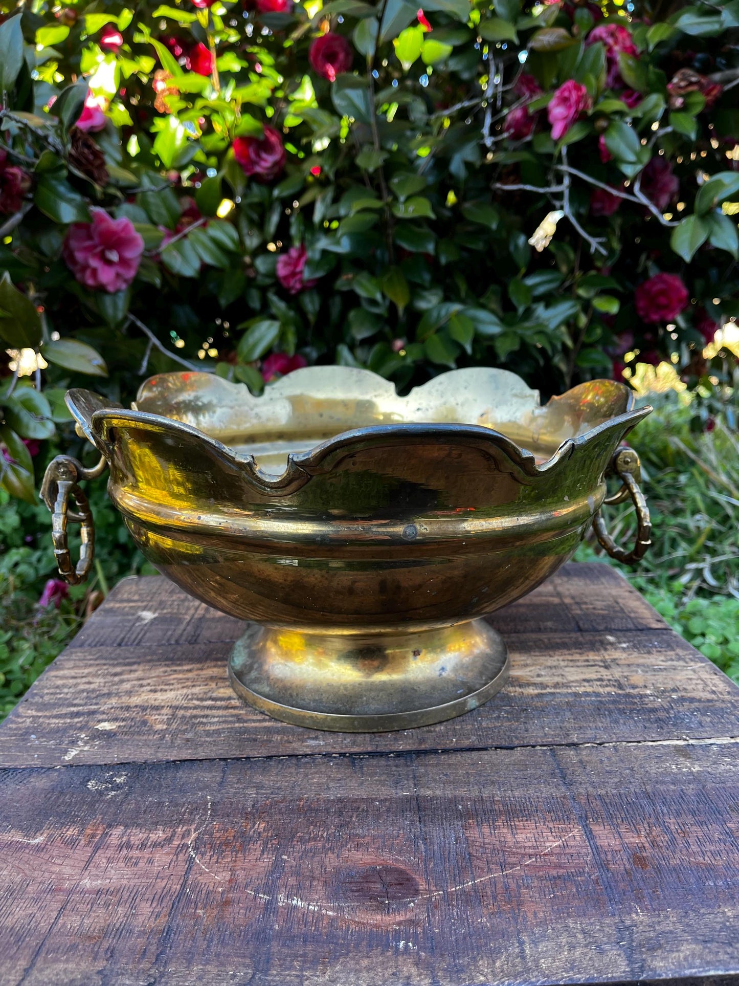 Large Footed Brass Centerpiece, Cache Pot Planter, Decorative Brass Planter, Home Décor, Elegant Brass Cachepot