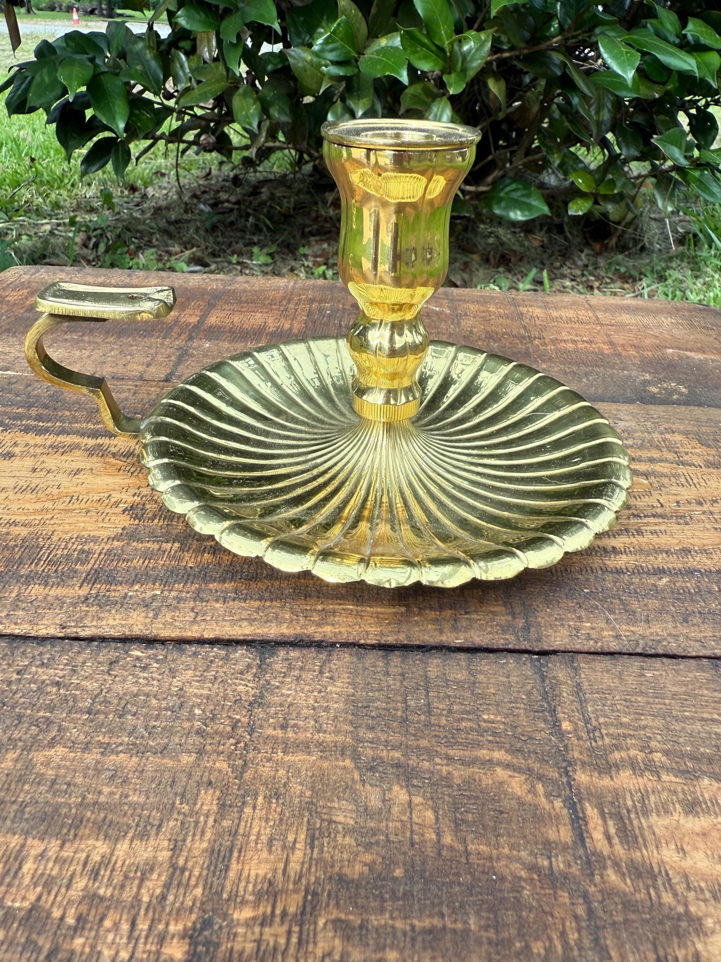 Vintage Brass Chamberstick Taper Candle Holder | Fluted Base Finger Loop Candlestick | Classic Colonial Style