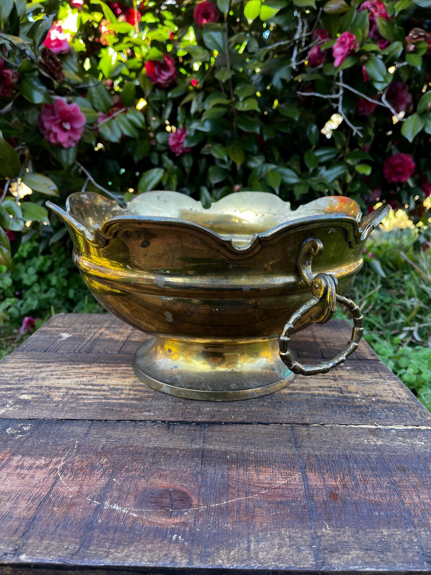 Large Footed Brass Centerpiece, Cache Pot Planter, Decorative Brass Planter, Home Décor, Elegant Brass Cachepot